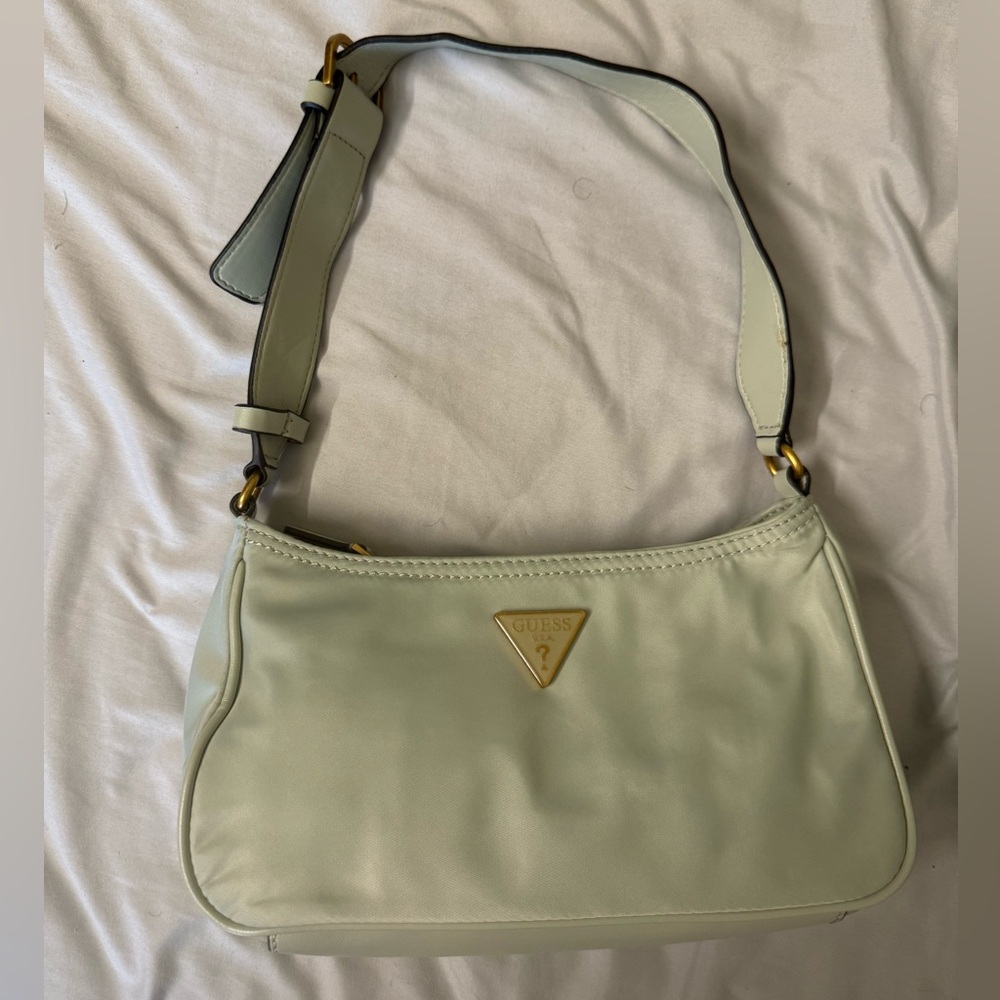 Sage green little bay shoulder bag